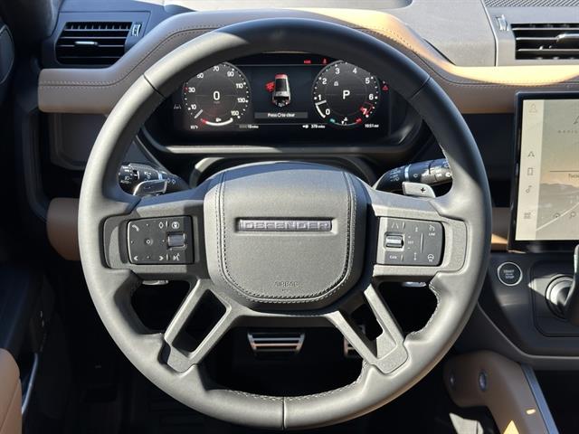 2026 Land Rover Defender 130 V8 photo 3