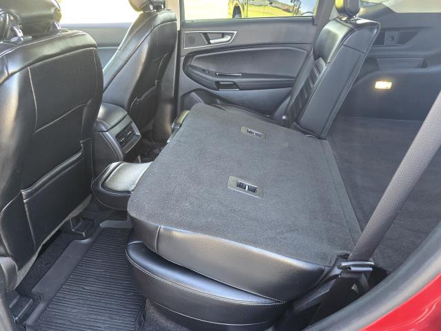 2019 Ford Edge SEL photo 24