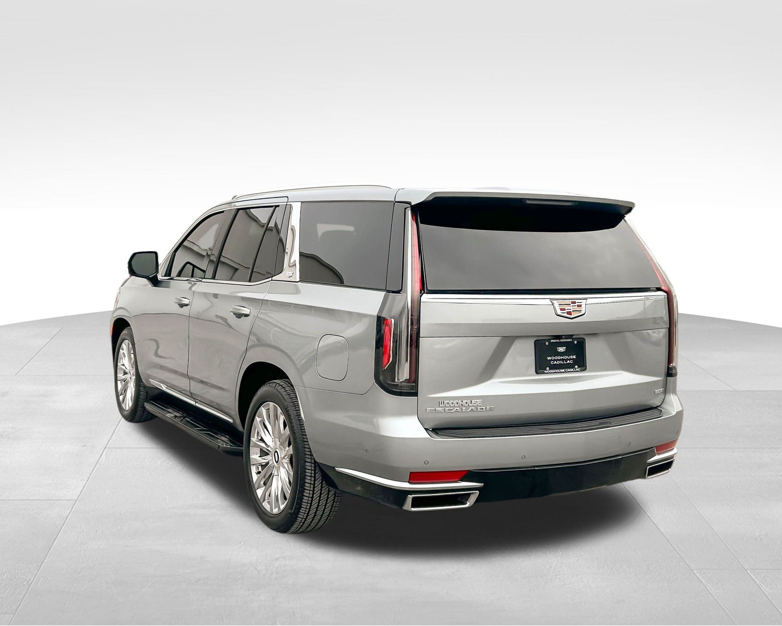 2024 Cadillac Escalade Premium Luxury photo 3