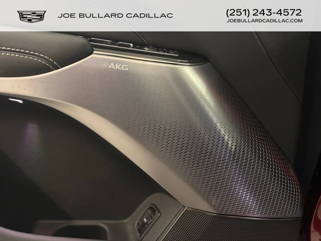 2026 Cadillac Lyriq photo 8