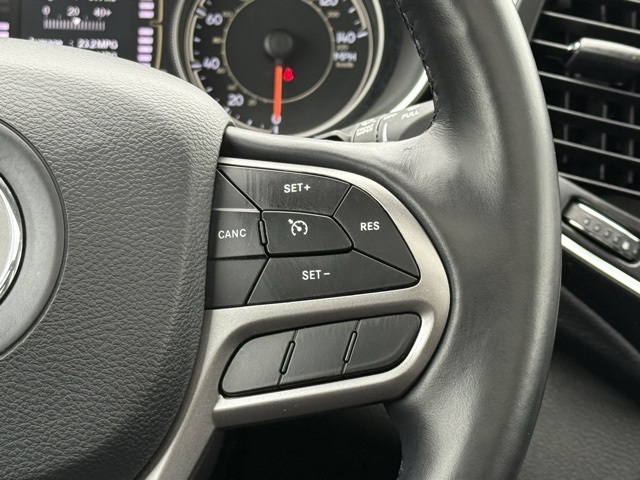 2021 Jeep Cherokee Latitude photo 23