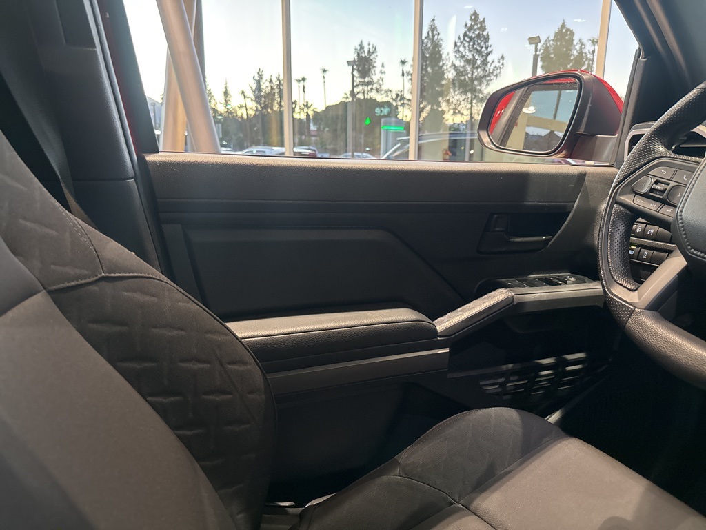 2024 Toyota Tacoma SR5 photo 20