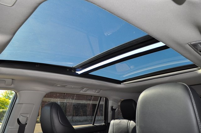 2023 Toyota Highlander Hybrid Platinum photo 13