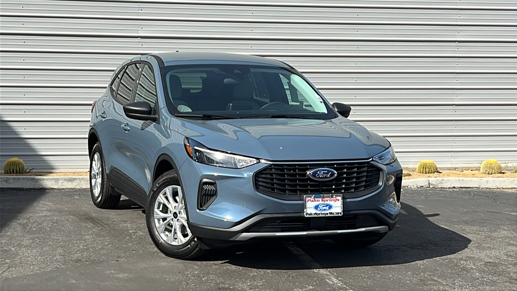 2025 Ford Escape Active's photo