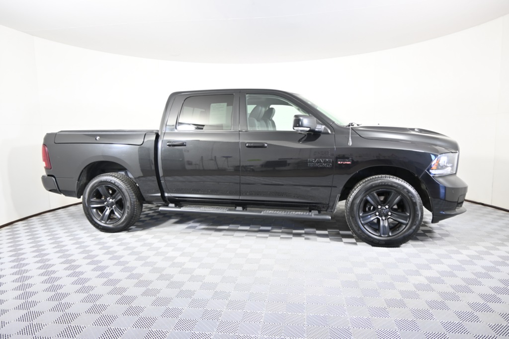 2017 Ram 1500 Sport photo 9