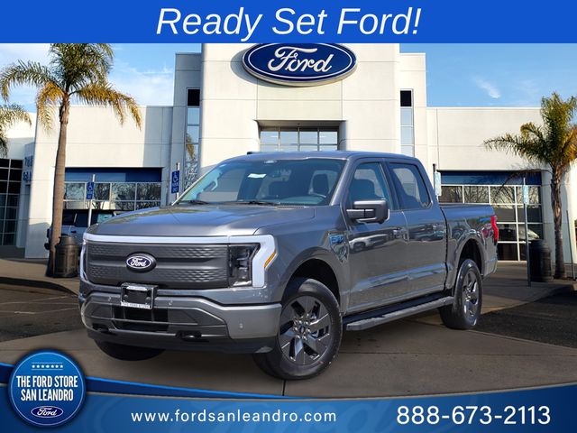 2025 Ford F-150 Lightning Flash's photo