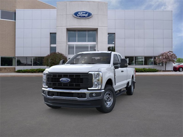 2025 Ford F-350 photo 2