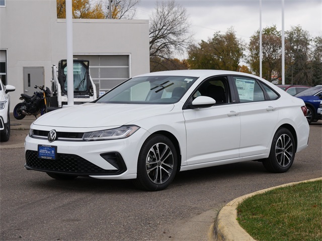 2026 Volkswagen Jetta 1.5T Sport photo 4