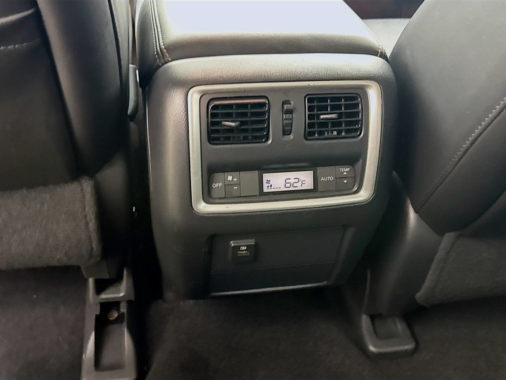 2018 Infiniti QX60 Premium photo 29