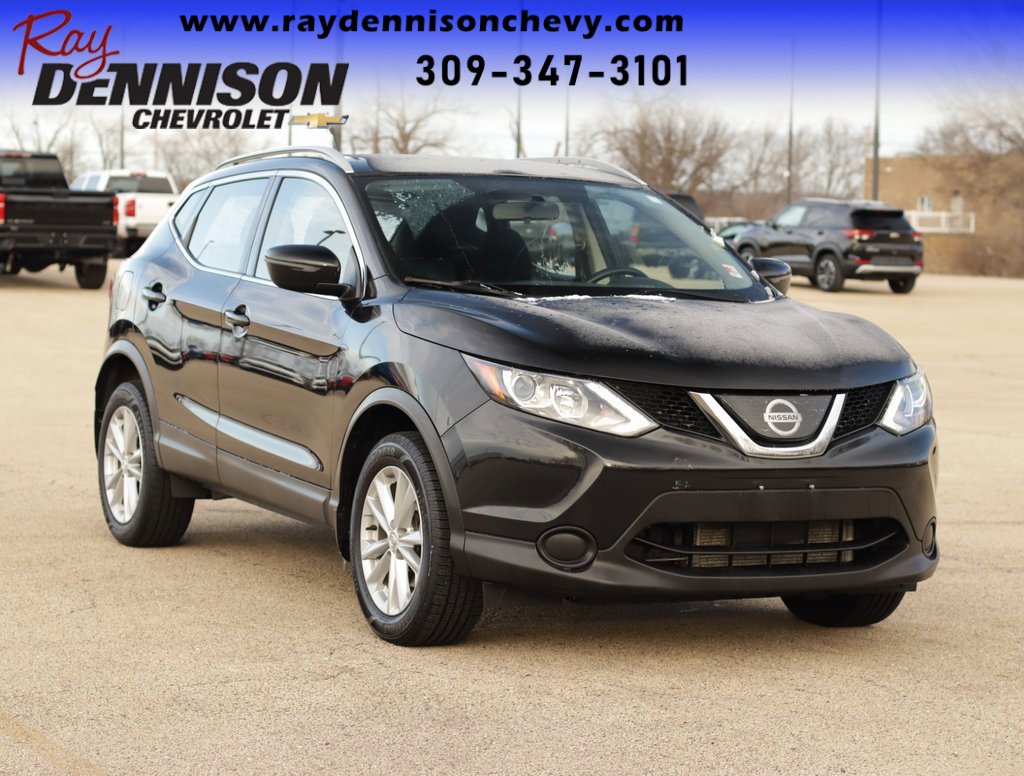 2018 Nissan Rogue Sport SV's photo