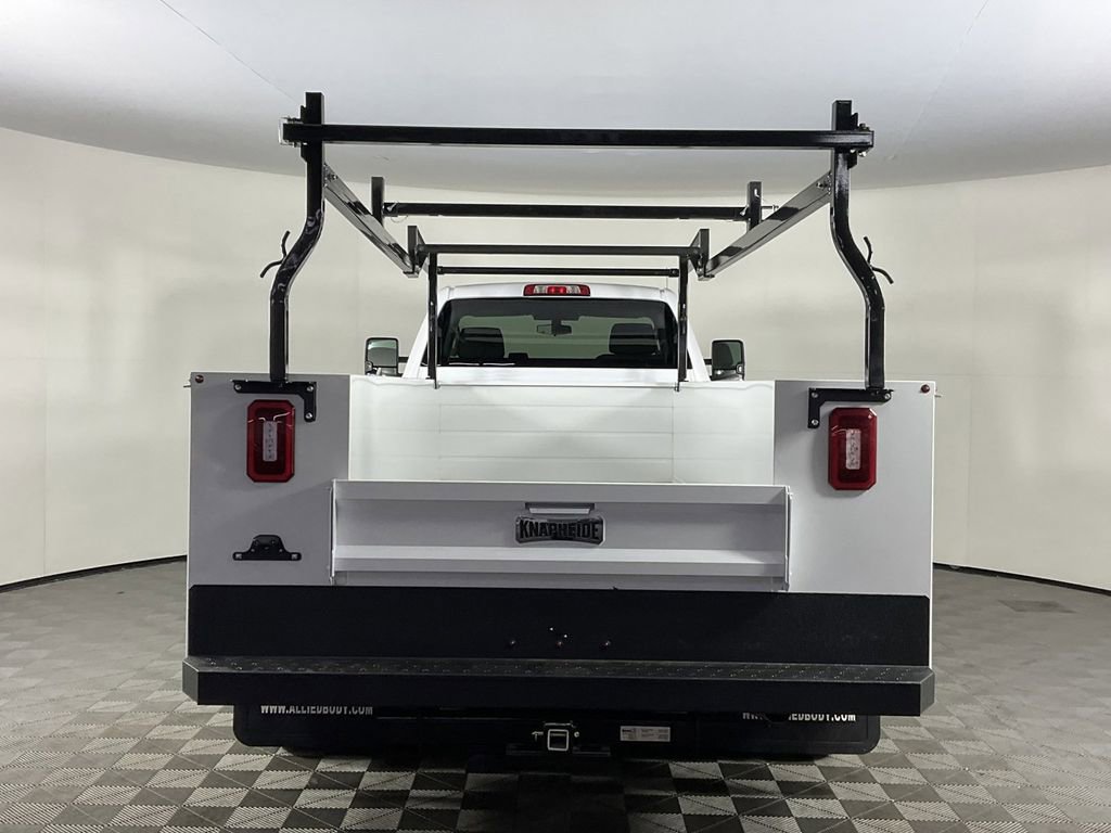 2024 Chevrolet Silverado 4500HD Work Truck photo 2