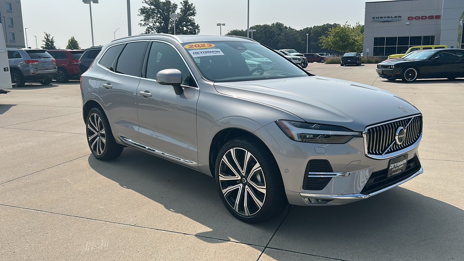 2023 Volvo XC60 Ultimate's photo