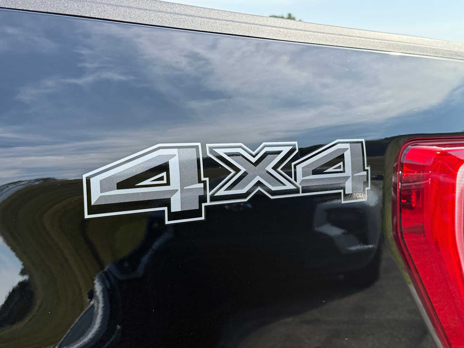 2023 Ford F-150 XLT photo 12