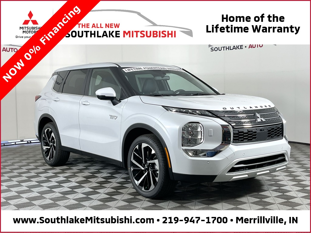 2025 Mitsubishi Outlander Plug-in Hybrid SE's photo