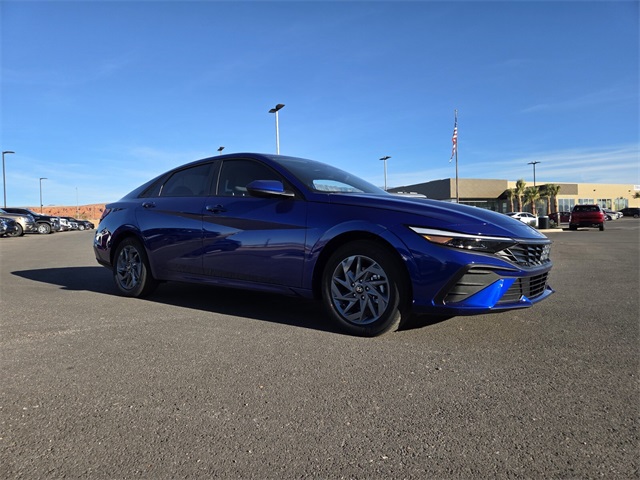 2026 Hyundai Elantra Hybrid Blue photo 2