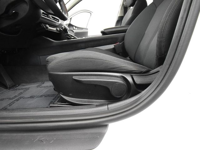 2021 Kia K5 LXS photo 16