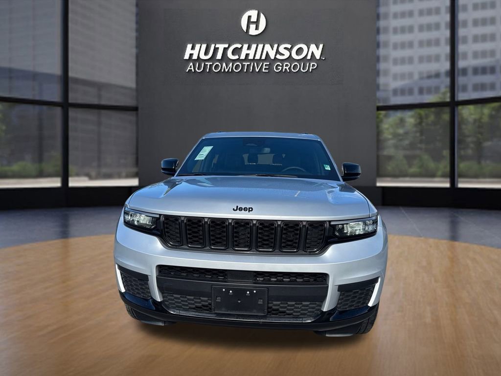 2024 Jeep Grand Cherokee Altitude photo 5