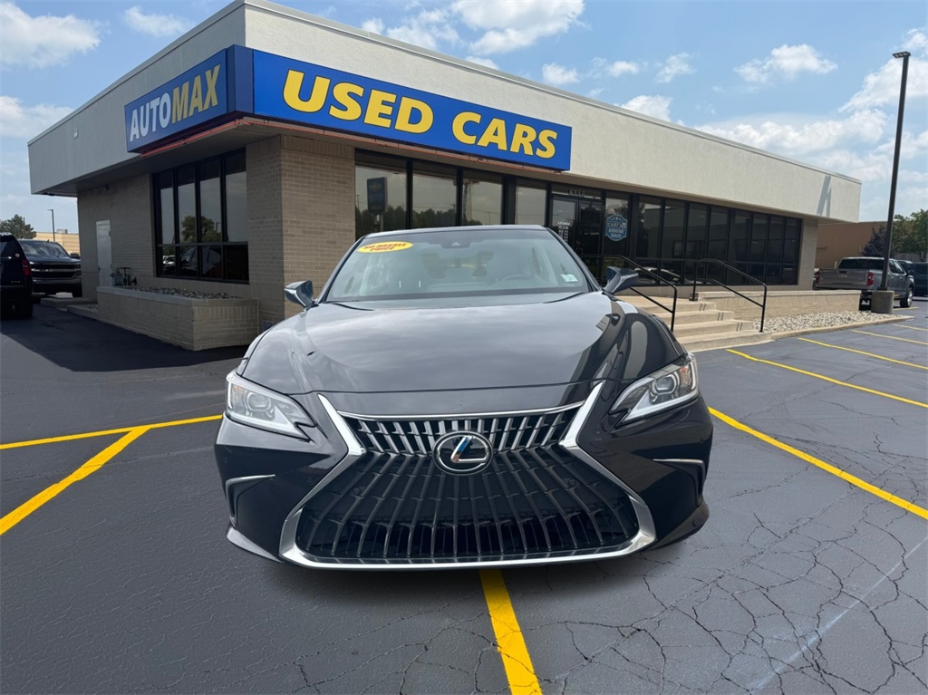 2023 Lexus ES 350 photo 2