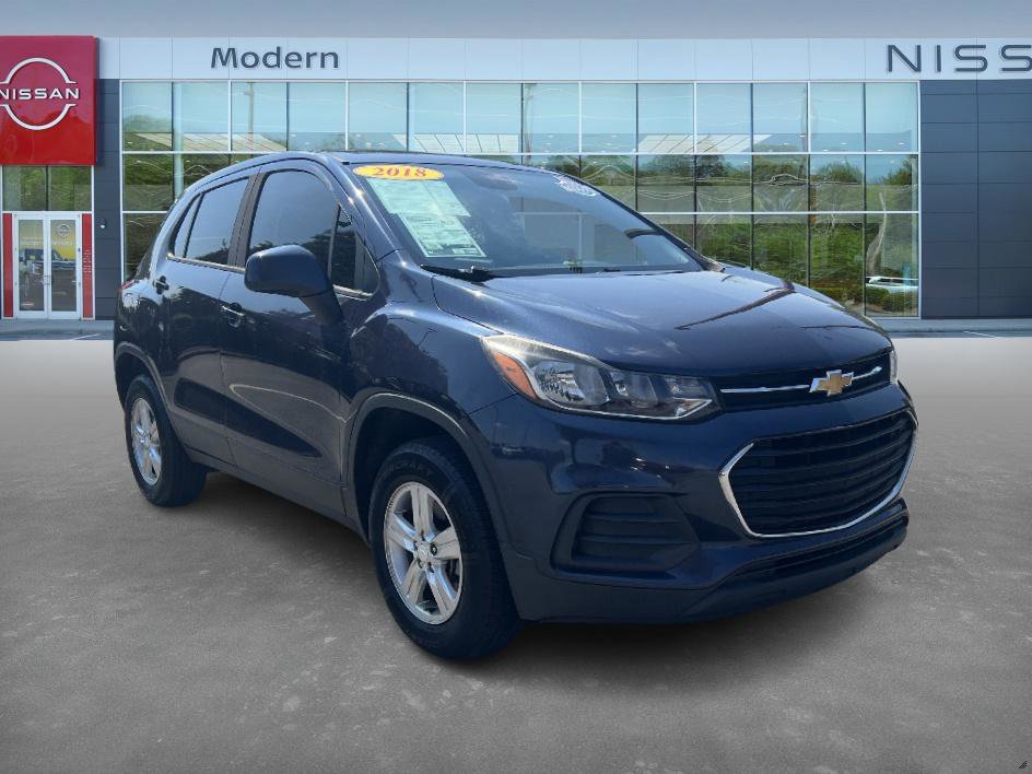 2018 Chevrolet Trax LS photo 3