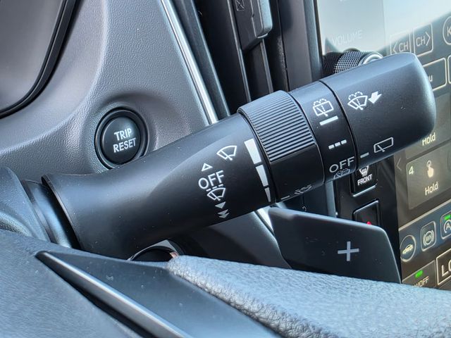2025 Subaru Crosstrek Premium photo 32