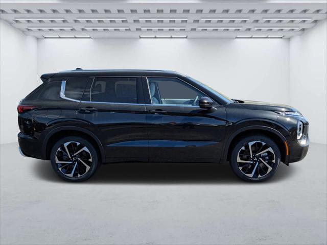 2024 Mitsubishi Outlander SEL 2.5 photo 2