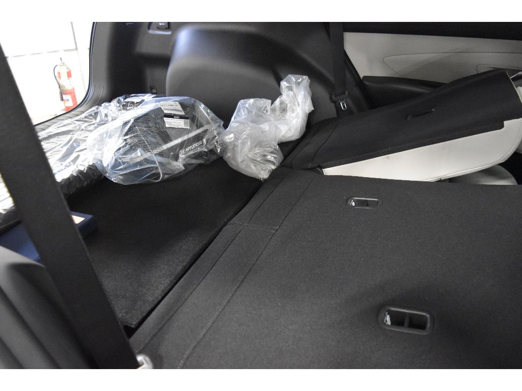 2025 Hyundai Tucson SEL Convenience photo 33
