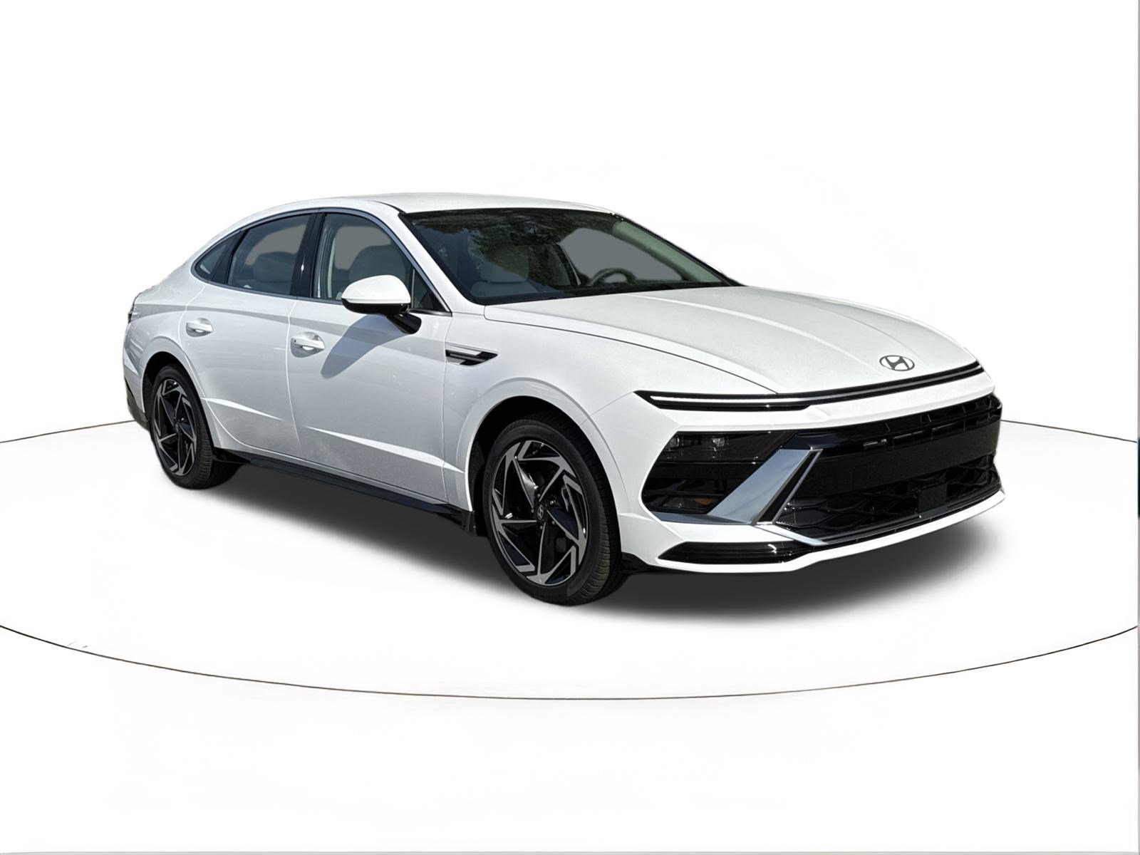 2026 Hyundai Sonata SEL's photo