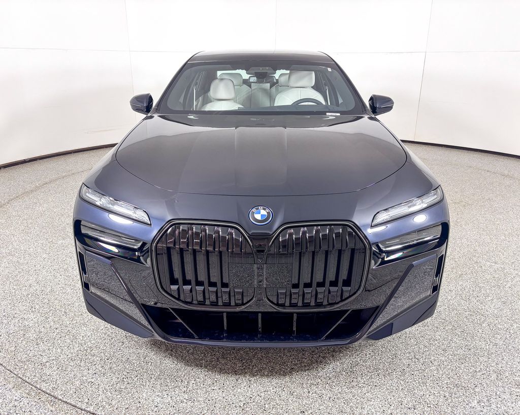 2025 Bmw 750e 750e xDrive photo 6