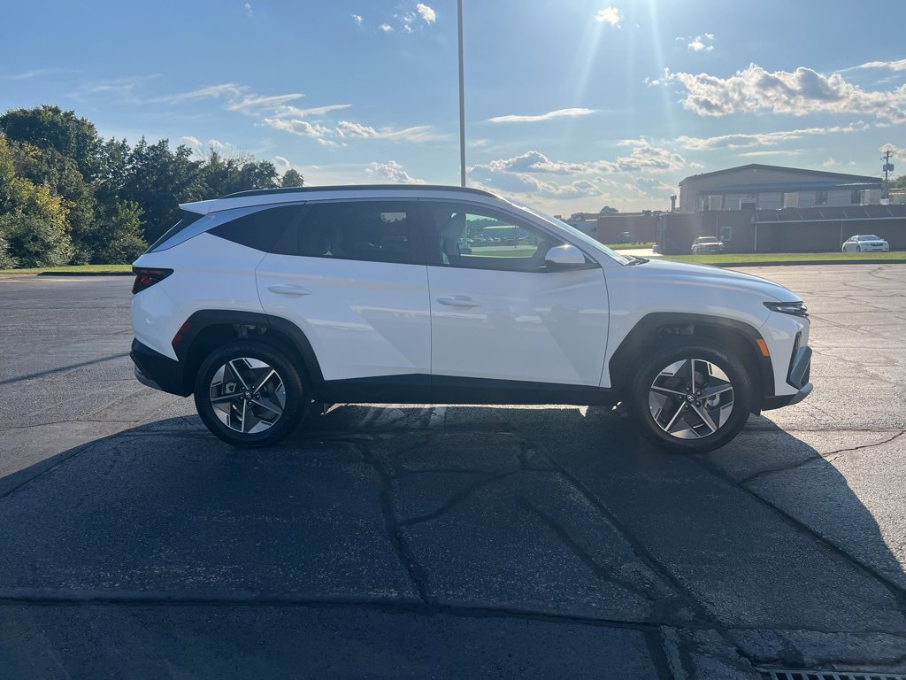 2025 Hyundai Tucson SEL photo 4