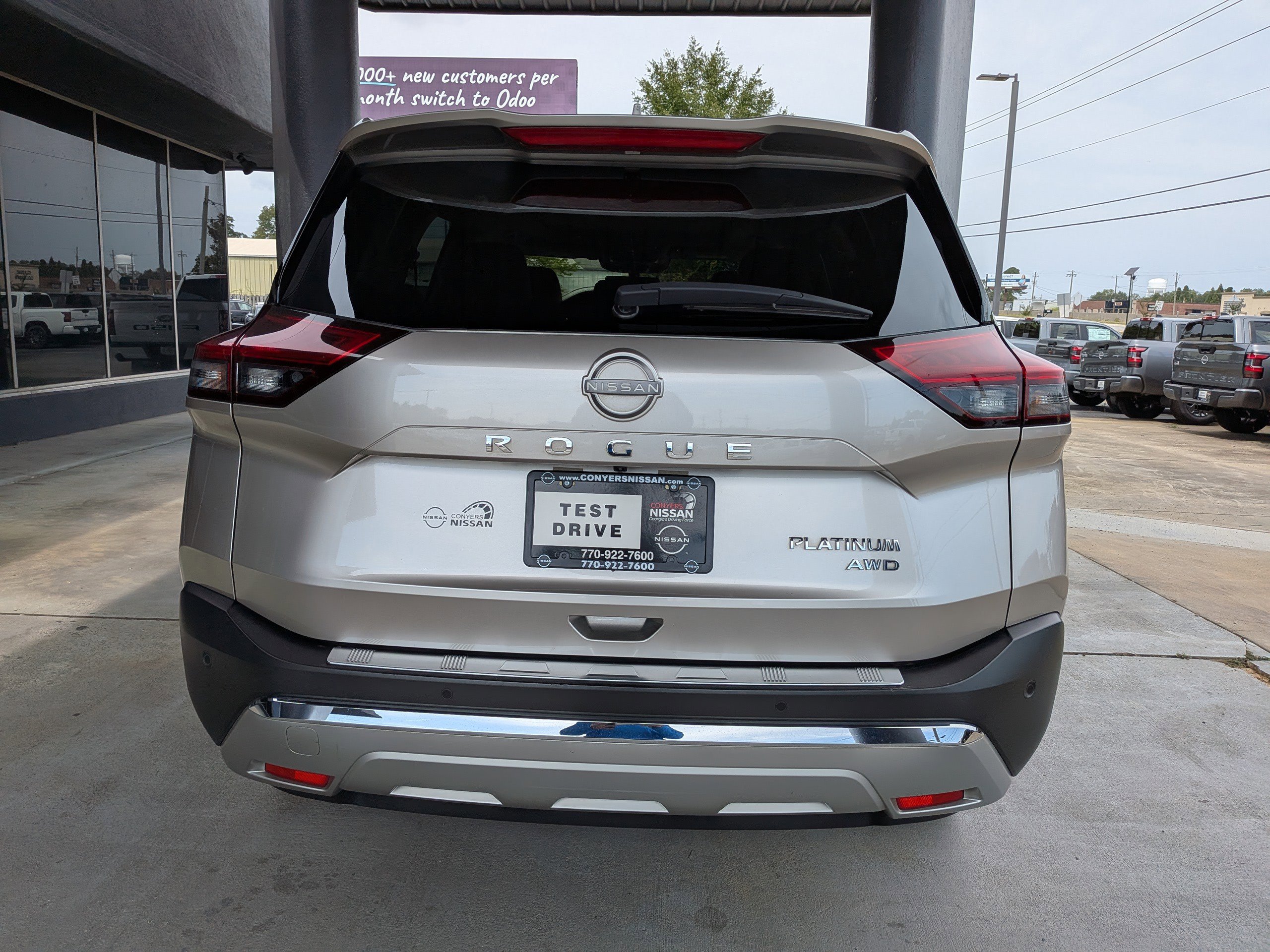 2023 Nissan Rogue Platinum photo 4