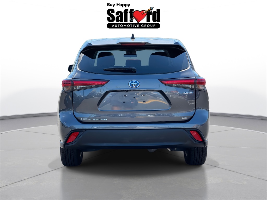 2023 Toyota Highlander Hybrid LE photo 3