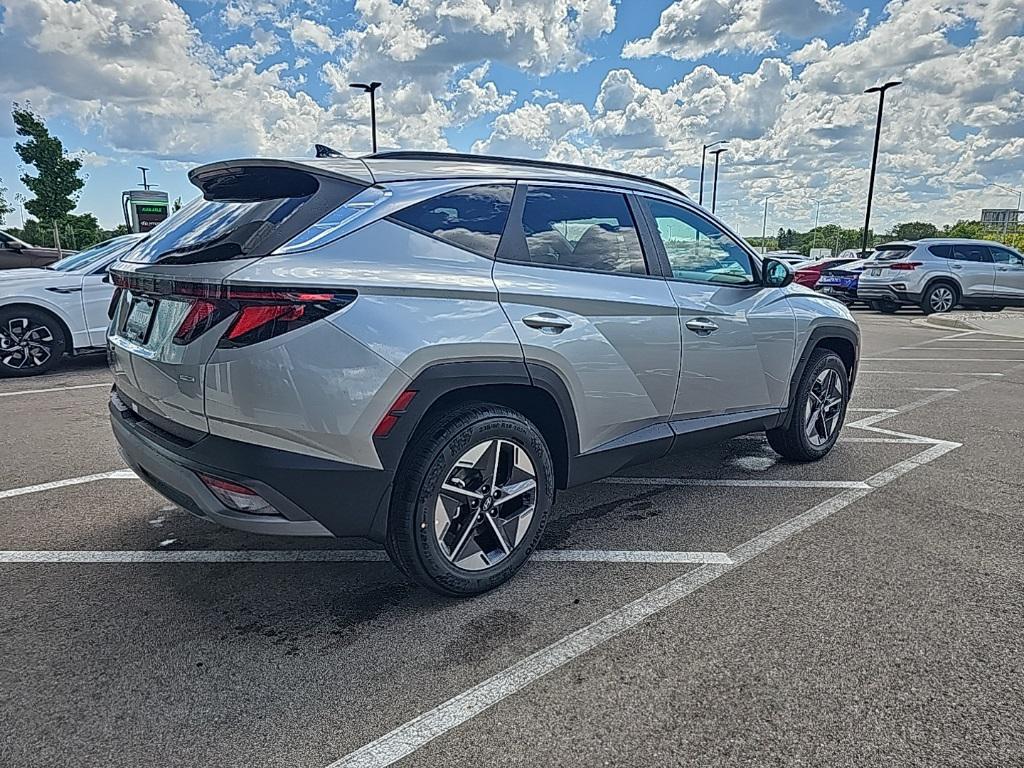 2026 Hyundai Tucson SEL photo 5
