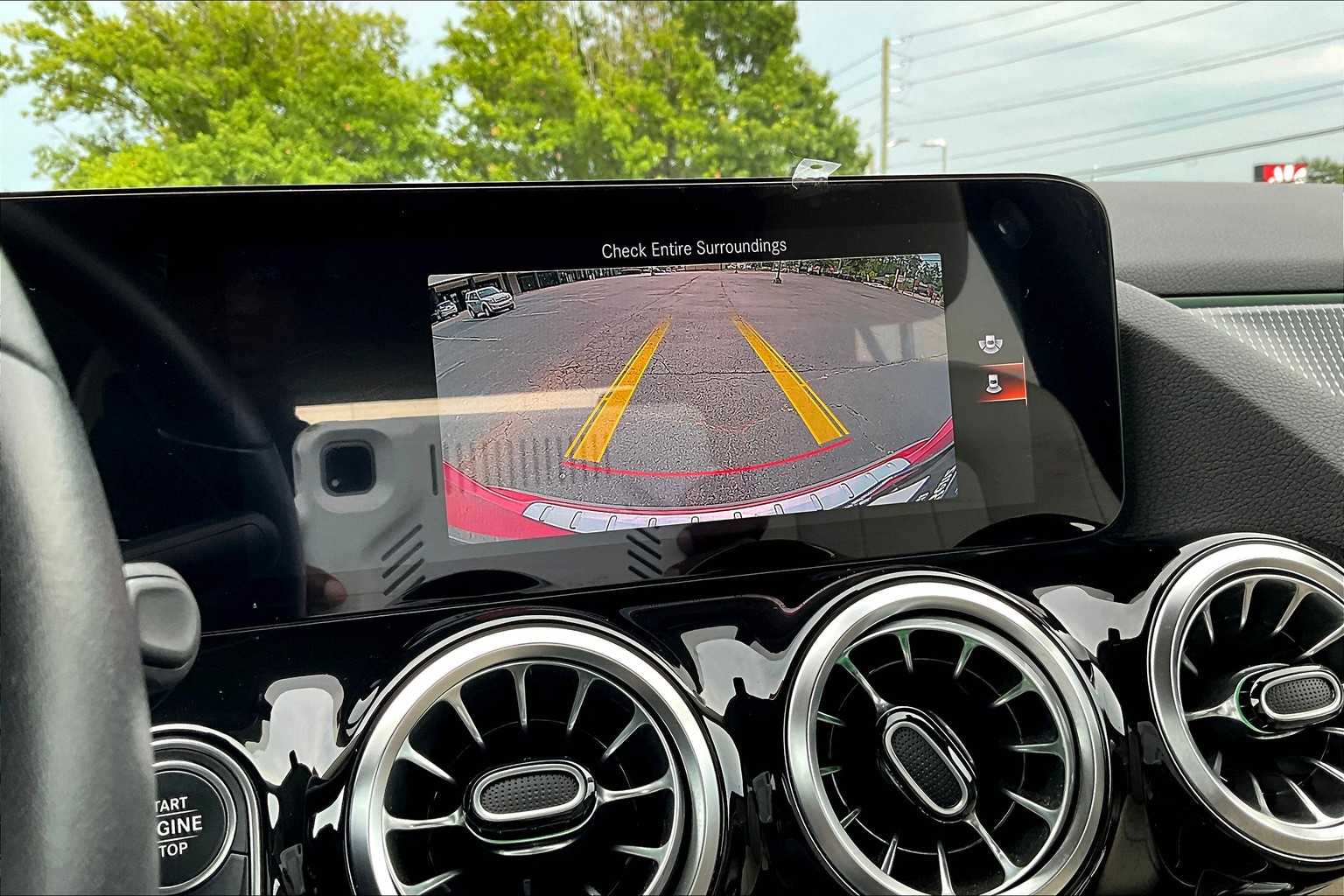 2022 Mercedes Benz GLA 250 photo 26