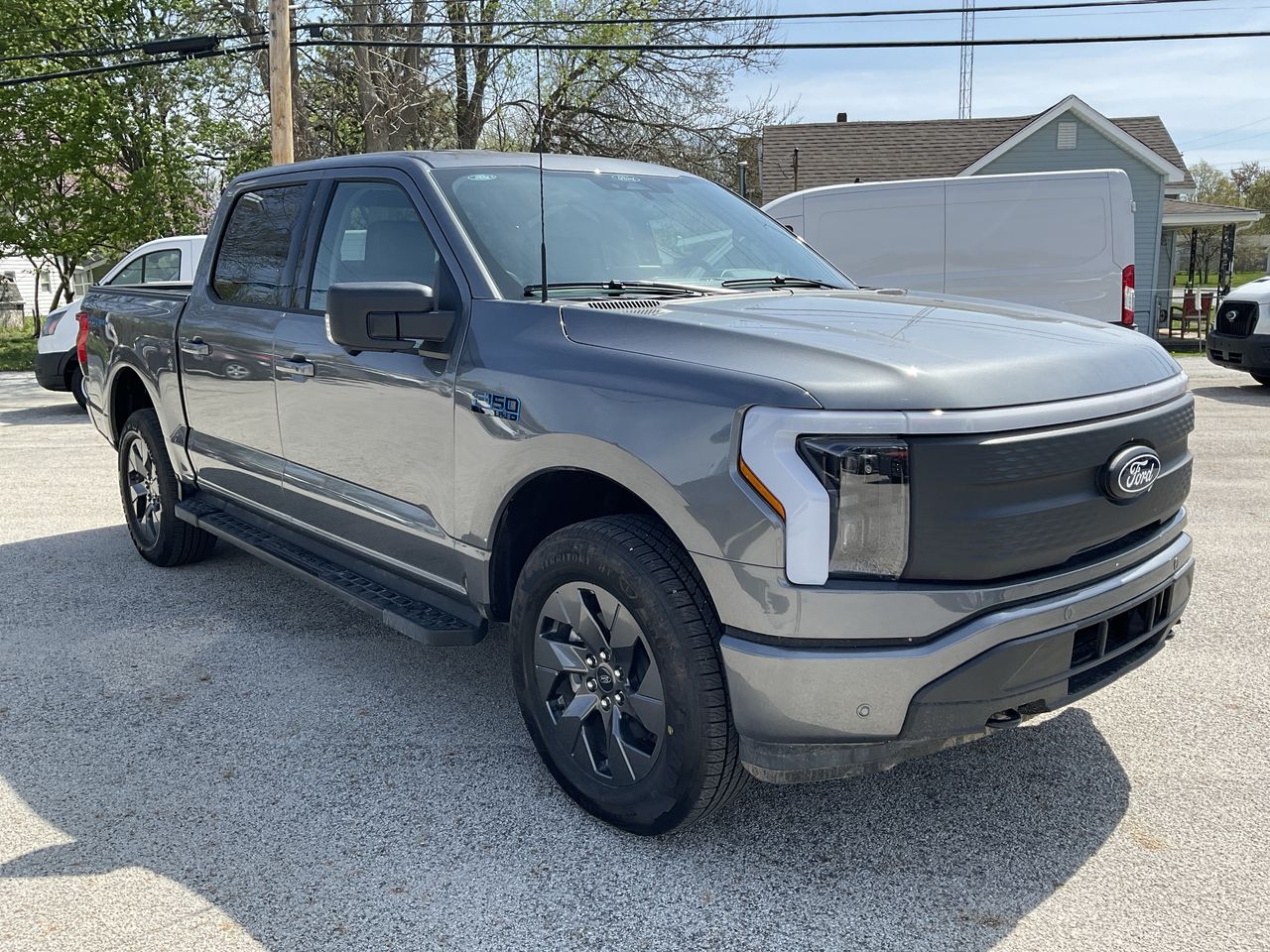 New 2025 CARBONIZED GRAY METALLIC Ford Flash image 1