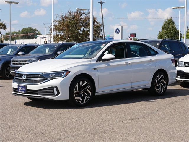 2023 Volkswagen Jetta 1.5T SEL photo 3