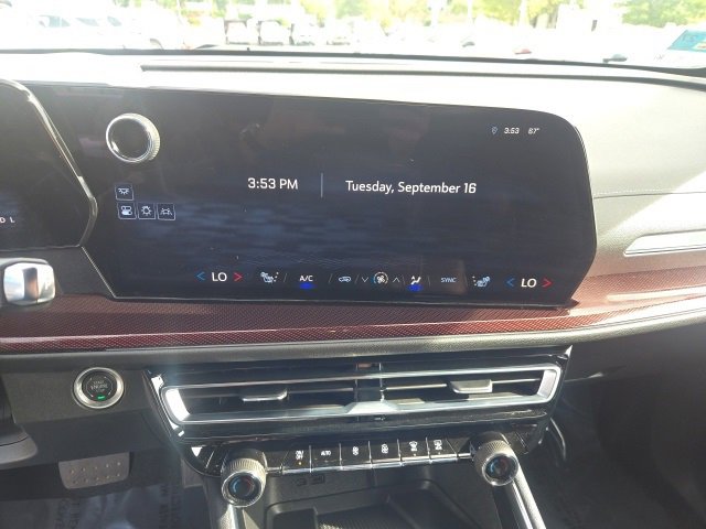 2024 Chevrolet Traverse Z71 photo 18