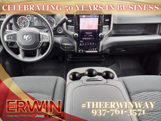 2025 Ram 2500 Tradesman photo 4
