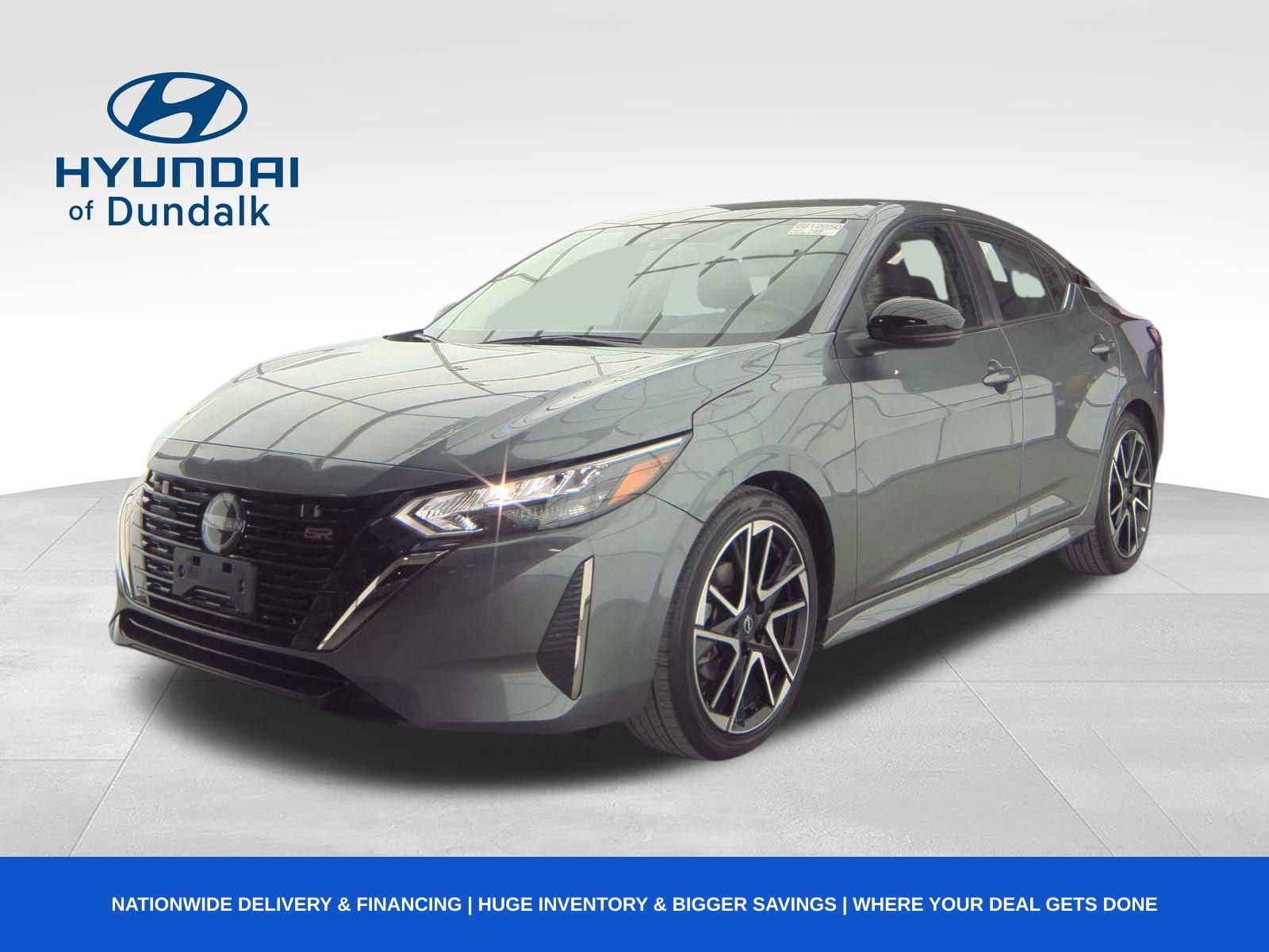 2025 Nissan Sentra SR's photo