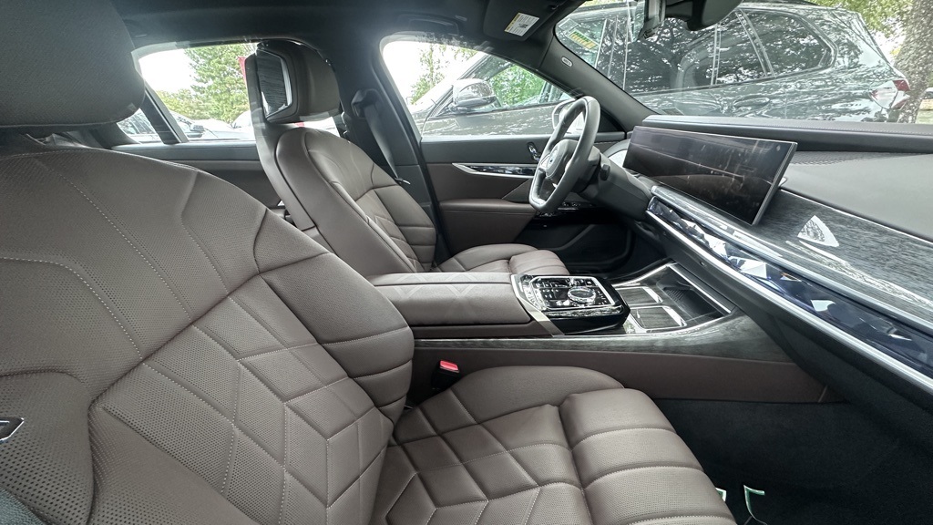 2025 Bmw i7 eDrive50 photo 3