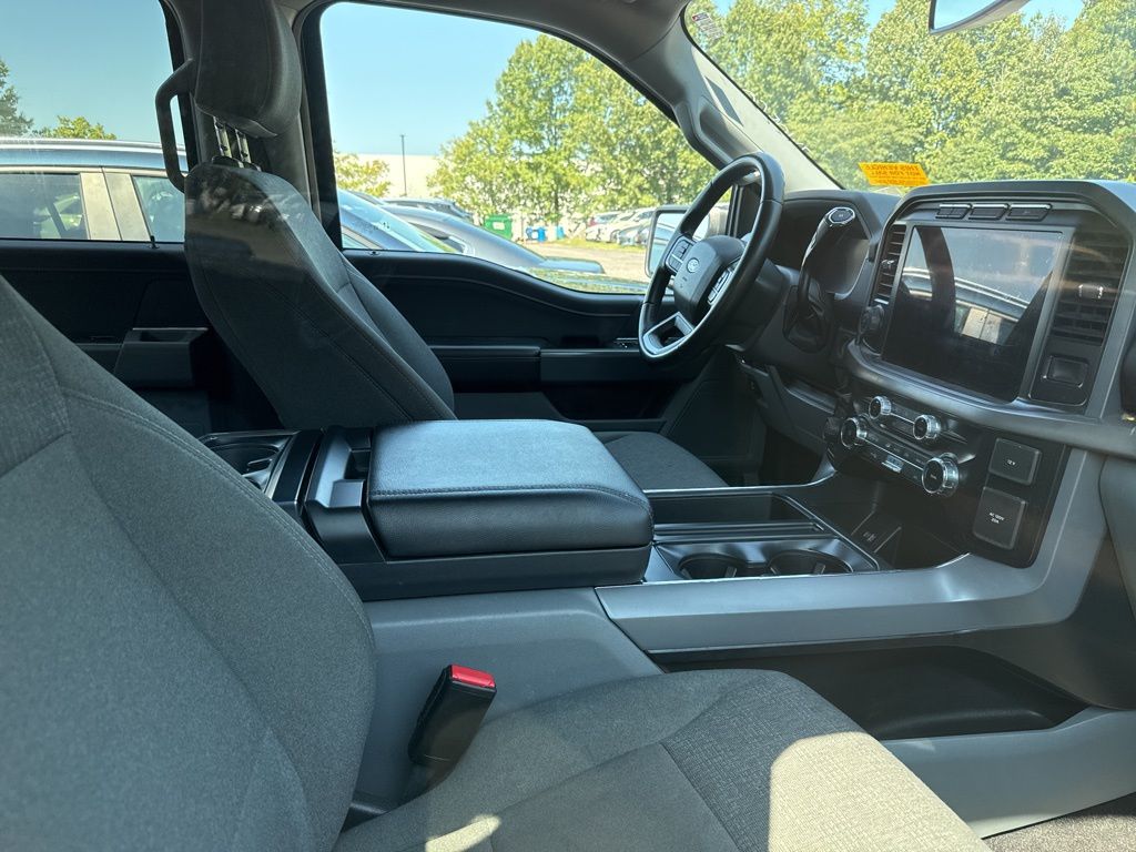 2024 Ford F-150 XLT photo 11