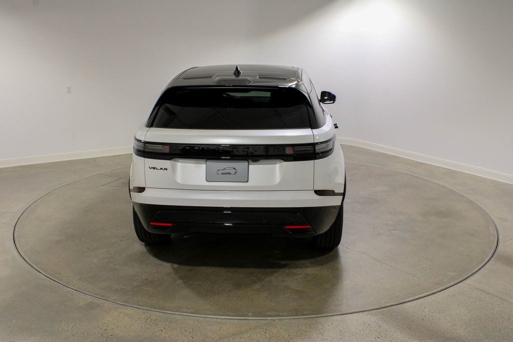 2026 Land Rover Range Rover Velar SE photo 4