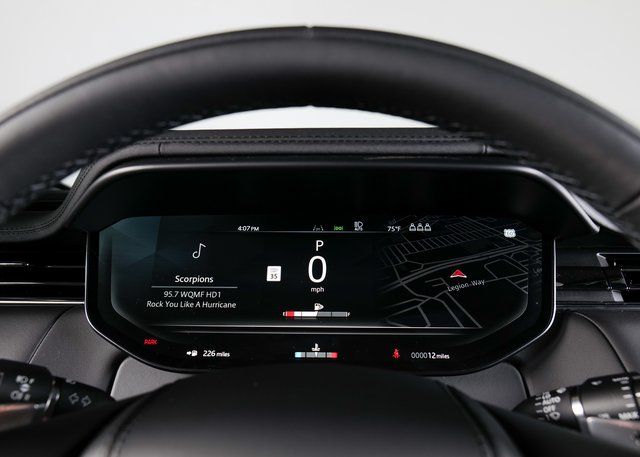 2025 Land Rover Range Rover Sport SE photo 14