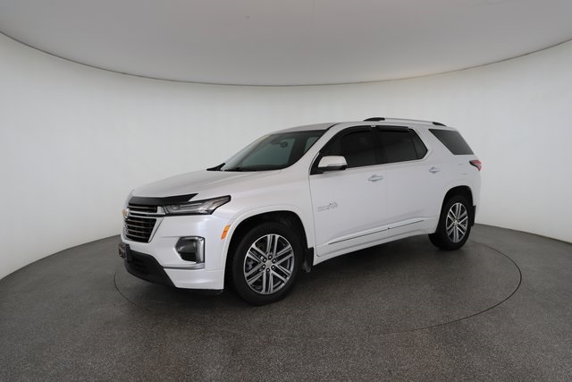 2024 Chevrolet Traverse High Country photo 3