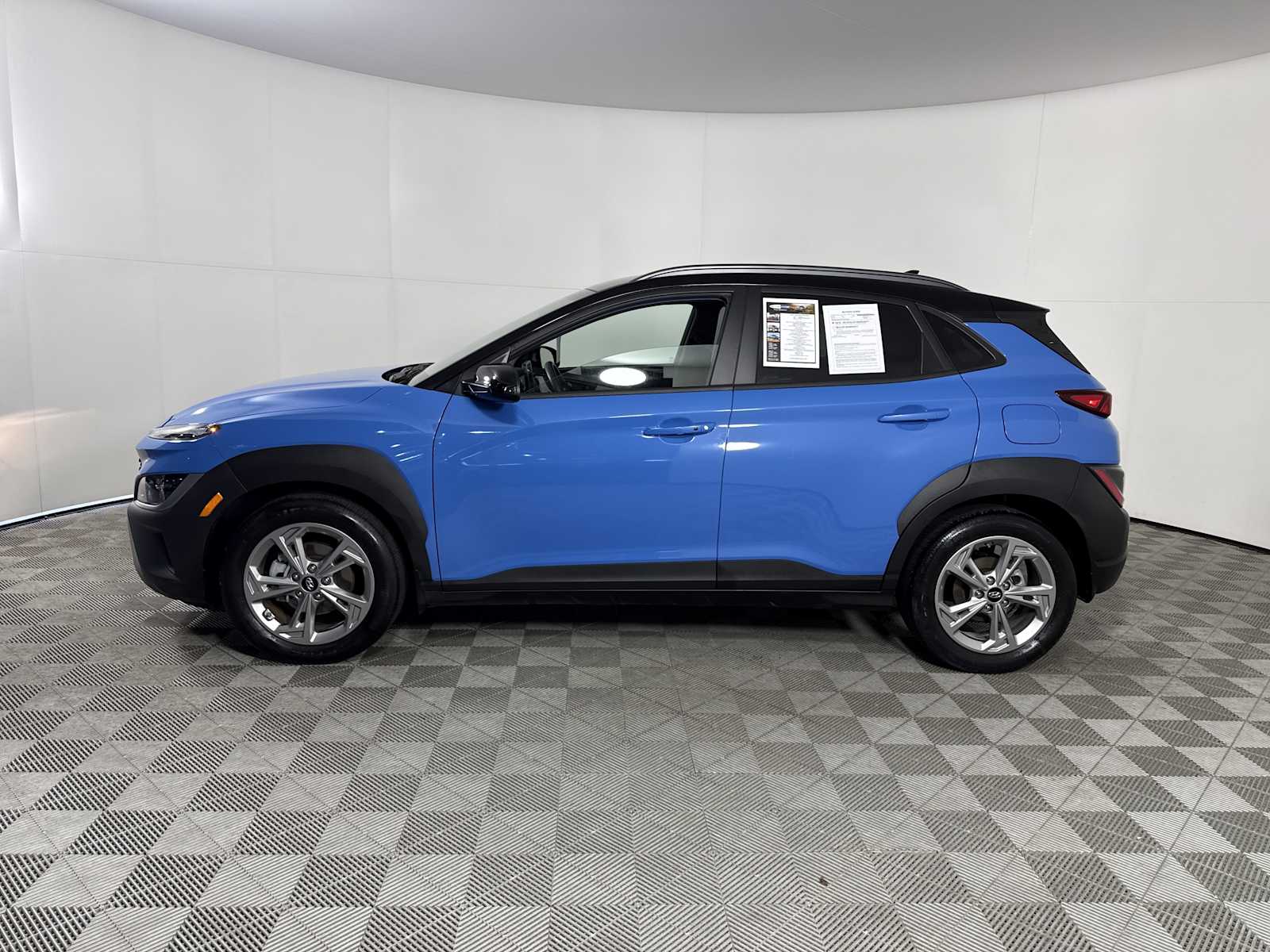 2022 Hyundai Kona SEL photo 4