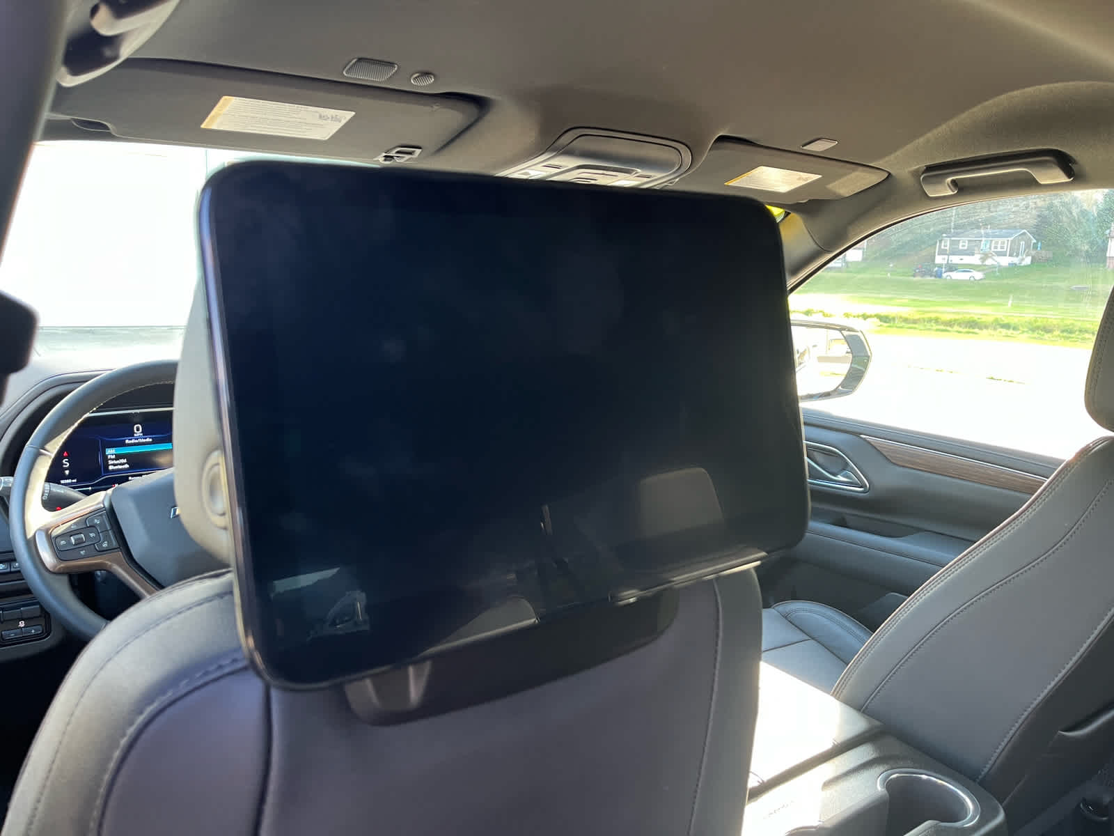 2023 Chevrolet Suburban High Country photo 40