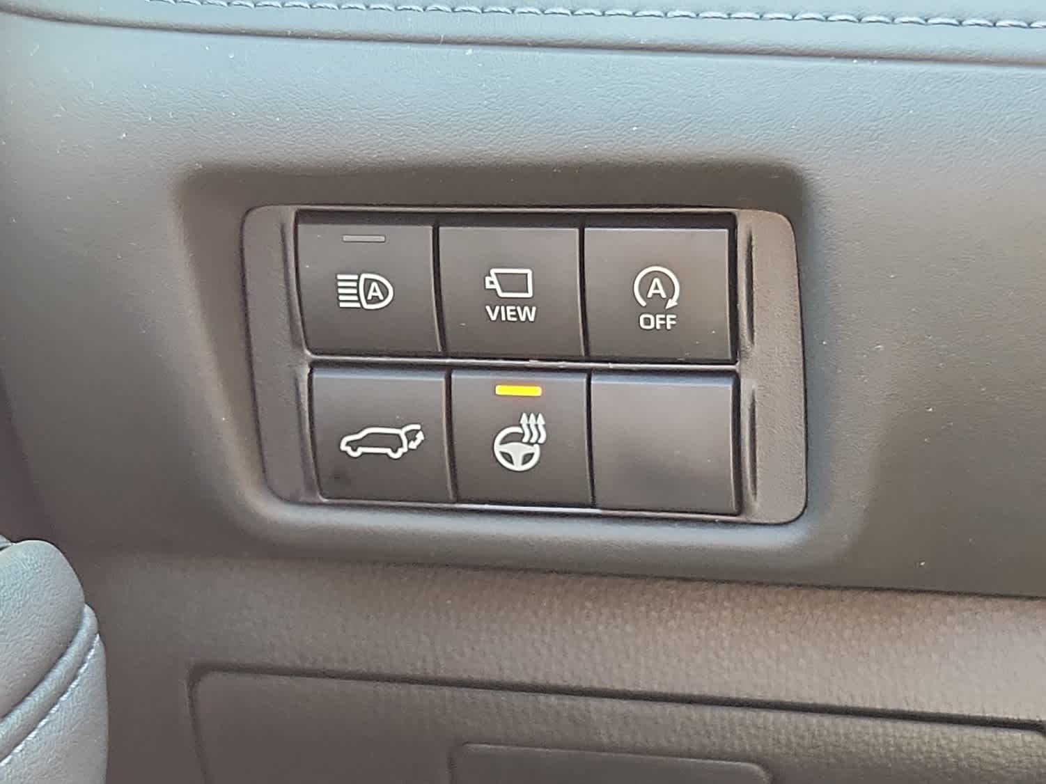 2023 Toyota Highlander Limited photo 16