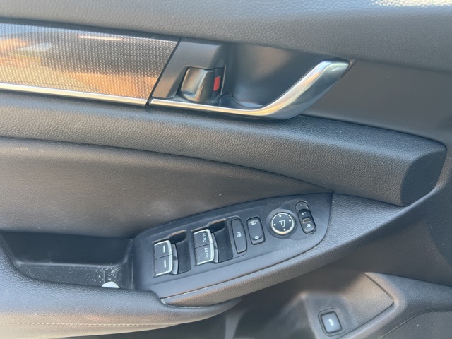 2019 Honda Accord Sport photo 18