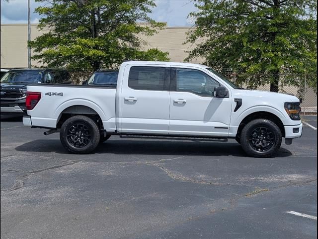 2025 Ford F-150 XLT photo 3