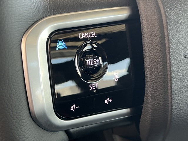 2025 Nissan Armada Platinum photo 17