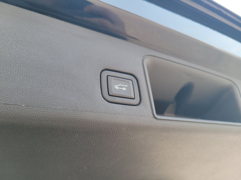 2023 Gmc Terrain SLE photo 26